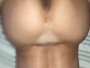 Estamos sozinhos em casa e minha meia irmã fica com tesão 11/16