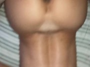 Estamos sozinhos em casa e minha meia irmã fica com tesão 2/16