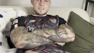 ⚠️SPANISH GAY football player, Cums With No Hands