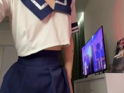 Japanese schoolgirl changes her dirty panties after class 1/16