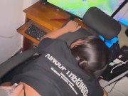 Cumplo mi fantasía de ser penetrada mientras juego League of Legends 🍑🍆 13/16