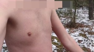 Naturist in the Snow: Forest Bathing in WINTER (TEMPERATURE BELOW ZERO) - totally naked