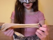 Обзор на кружевные Грязные трусики. Девушка надевает трусы с выделениями из письки - Screenshot 13 of 16 - Panties