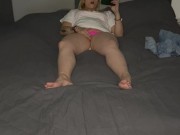 Selbstbefriedigung Porno auf dem Bett multiple orgasm stöhnen Fick mich schau zu wie ich komme 10/16