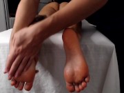 SFW: A relaxing feet oil massage (foot fetish) 7/16