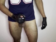 Capitán del equipo de football te dedica una paja - Screenshot 3 of 16 - Muscle Man