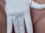 мастурбирует сочную киску стонет от оргазма 3/16