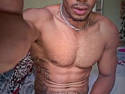 Chico latino joven y musculoso caliente se  masturbar 7/16