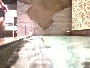 【素人盗撮】温泉で湯船に浮かぶIcup爆乳と汗だくサウナで◯◯！ 6/16