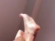 Feet Scarlett