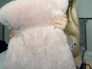 Hot blonde is cleaning on her sweet evening 9/16