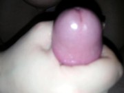 Guardate come mi diverto a segarlo in questa compilation di sborrate prima di uscire con gli amici 4/16