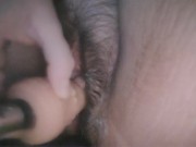 chatte poilue avec squirt timide ! 1/16