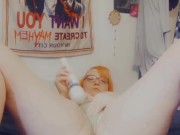 Quickie masterbation play with butt plug