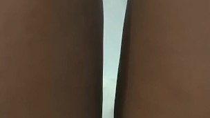 Mis bragas son testigo, así me consiento hasta gemir de placer