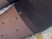 Je le suce bien et il jouit son sperme chaud sur mes fesses 😋💦 16/16