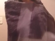 Mature in the bath 1/16