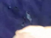 Intenso Orgasmo Guy Mientras Se Corre En Ropa Interior Con Gemidos y leche