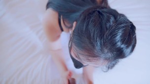 房产女销售的签单技巧·巨乳桃桃口穴签单骚穴被射满精液