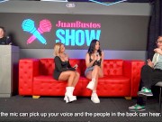 Nahoo mejor amiga de Xiara Dark cumple su FANTASIA de follar frente a +100 espectadores. PUBLIC SEX 3/16