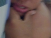 Gimiendo le digo que soy su puta 10/16