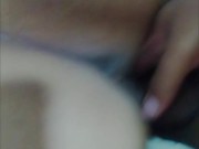 Gimiendo le digo que soy su puta 6/16