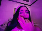 Luxury housewife Suzie Sparklez pees on the floor and wipes it with her tongue then sucks a big cock 3/16