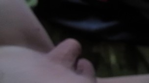 Masturbe (297) with one testicle