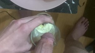 Pee and Cum on burger