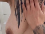 Banho delicioso de uma  querendo pau na bucetinha... 5/16