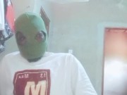 What along HUGE CREAMY MONSTER BBC 🍆💦 is humped big hand 👏 6/16