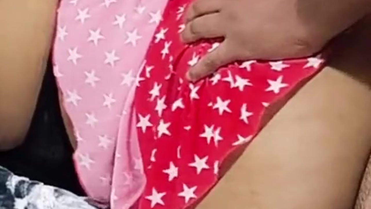 سكس مشاهير العرب 🍌رقصه مصريه مشهوره تتنتاك مع زبون سعودي بفندق في الخليج - Free Sex Video - RedTube