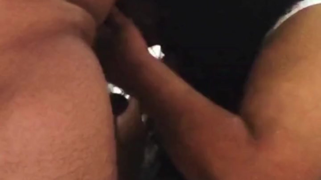 سكس إباحي مصري جديد خمسينية شرموطه تلعب مع عشريني نياكه بوضعيات سكسية جامدة - Free Sex Video - RedTube