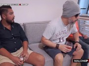 Salí a la tienda y mis Amigos se follan a mi Esposa Infiel! 3/16