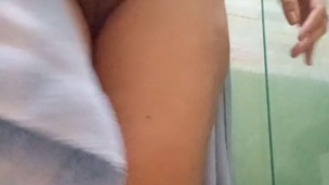 Vem tomar banho comigo bb