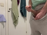 Enseño mi leche viendo a Baby_riley 3/16