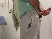 Enseño mi leche viendo a Baby_riley 8/16