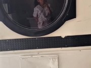 Squirt en la Lavandería donde Trabajo 1/16