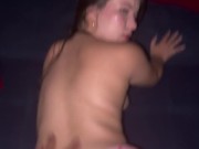 Me rompió los calzones para follarme hasta venirse dentro, sin importar mi tierna carita 13/16