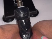 Machine Fucks Wet Pussy 8/16