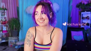 pee countdown + cleavage tease (FULL VIDEO)