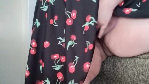 Chubby Hairy Natural Latina MILF Masturbating