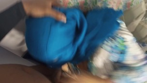 Arab woman in hijab sucks her perverted neighbor's black cock after he shows it to her.