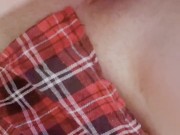 Écolière qui aime ce la mettre pour ce faire mouiller fort 10/16