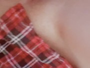 Écolière qui aime ce la mettre pour ce faire mouiller fort 6/16