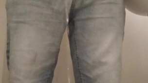 Ayla Lubbers Pee Wednessday 23 April 2025 11:00 am