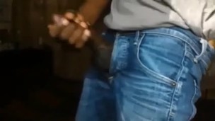 FREAKY AMATEUR TEEN FAST HANDJOB