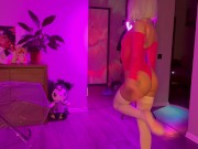 Hot babe is dancing to her favourite song 4/16