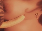 Kitty eats banana 10/16