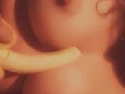 Kitty eats banana 9/16